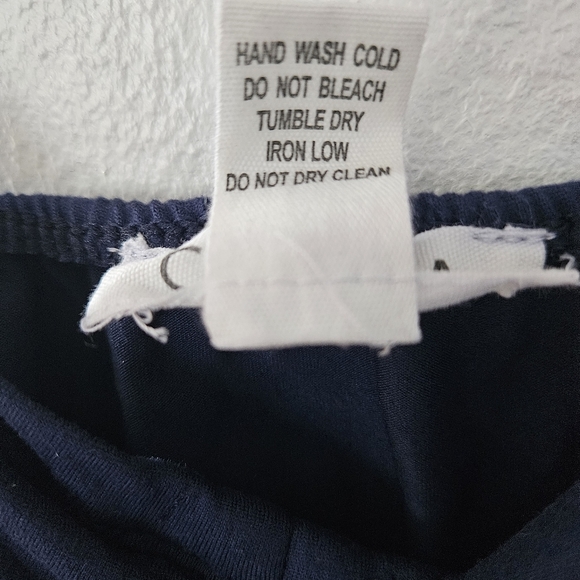 Ruched front tie crop top in navy size small NWOT - Picture 6 of 6